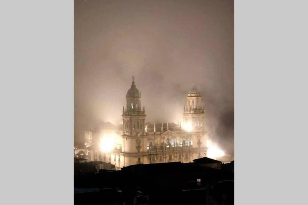 Atico singular en el centro histórico. Apartamento Jaén Exterior foto